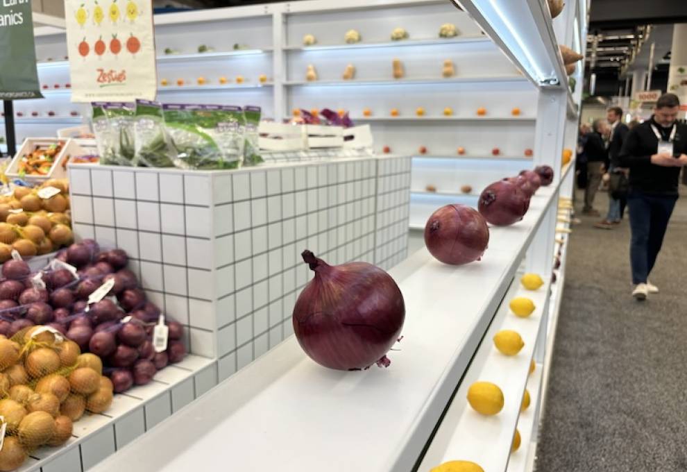 The Canadian Produce Marketing Association organizes an annual trade show along with its convention. These events are one way for sales people to connect with retail customers. Mark your calendar for April 28-30, 2026 for the CPMA Convention & Trade Show, Toronto, ON 