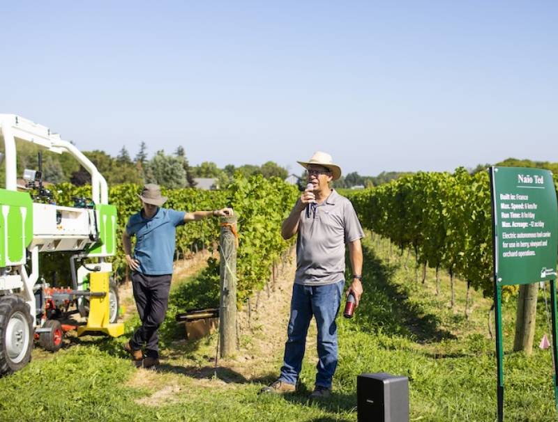 Chuck Baresich, Haggerty AgRobotics talks about the use of AI technology in a Niagara vineyard. 