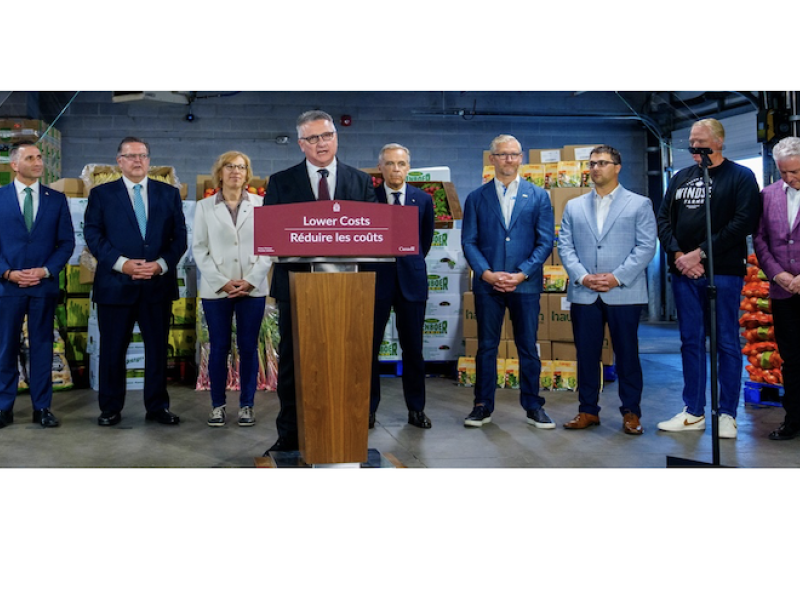 L-R: MPP Trevor Jones (Ontario Minister of Agriculture); James Maloney-MP for Etobicoke—Lakeshore; Sophie Chatel- Parliamentary Secretary to the Minister of Agriculture and Agri-Food; The Honourable Heath MacDonald, Minister of Agriculture and Agri-Food; The Right Honourable Mark Carney, Prime Minister of Canada,  Steve Bamford of Fresh Advancements and past CPMA chair, Quinton Woods of Gwillimdale Produce Ltd.; Jeff Madu of Windset Farm and Dan Martin of EarthFresh Farms.